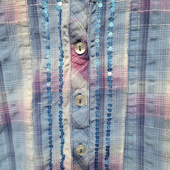 Catherine's plaid top - Picture 2 of 4